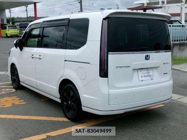 Honda STEP WGN 2022-05 8746041-2