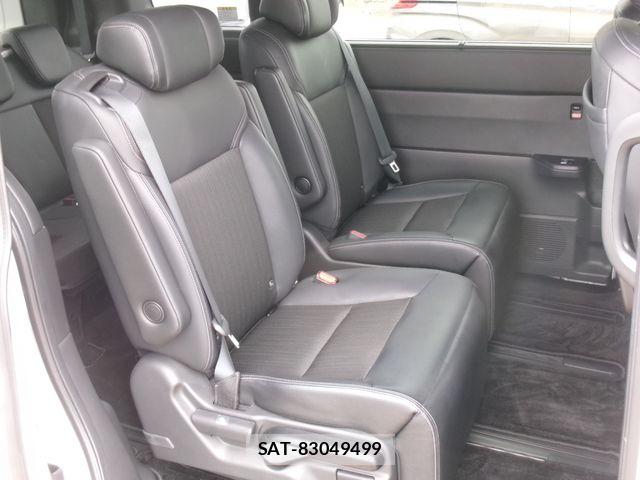 Honda STEP WGN 2022-05 8746041-29