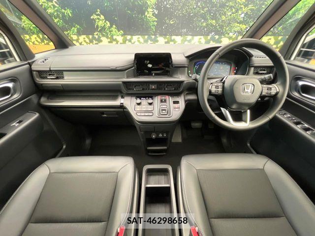 Honda STEP WGN 2026-08 8746031-1