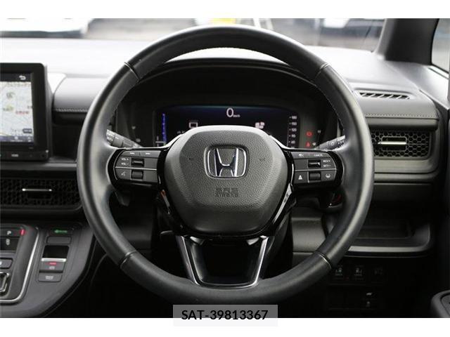 Honda STEP WGN 2022-12 8746039-17