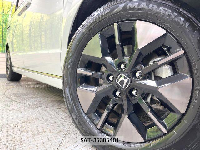 Honda STEP WGN 2024-05 8746035-13