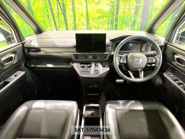 Honda STEP WGN 2024-01 8782164-1