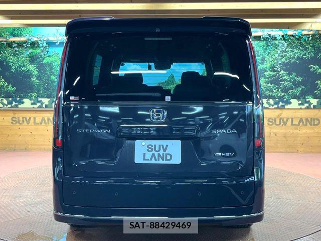 Honda STEP WGN 2023-09 8782163-16