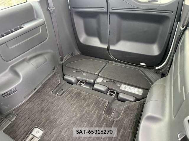 Honda STEP WGN 2021-07 8782166-12