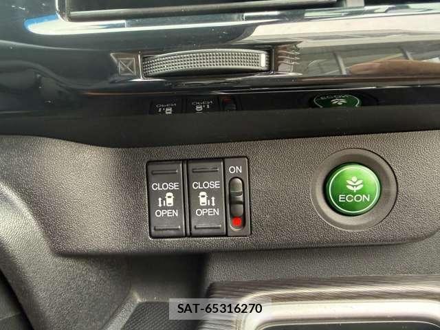 Honda STEP WGN 2021-07 8782166-19