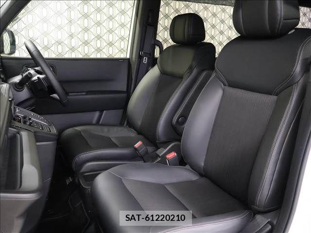 Honda STEP WGN 2026-04 8782165-9