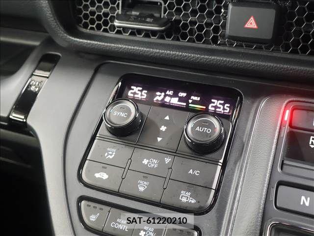 Honda STEP WGN 2026-04 8782165-4