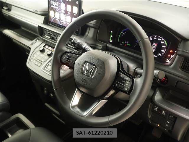 Honda STEP WGN 2026-04 8782165-8