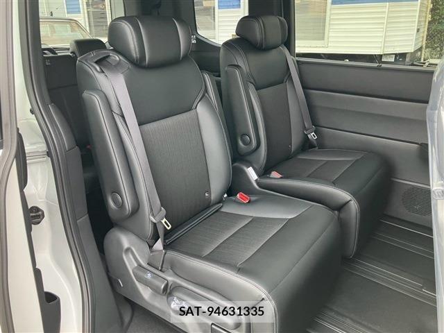 Honda STEP WGN 2026-08 8782152-21