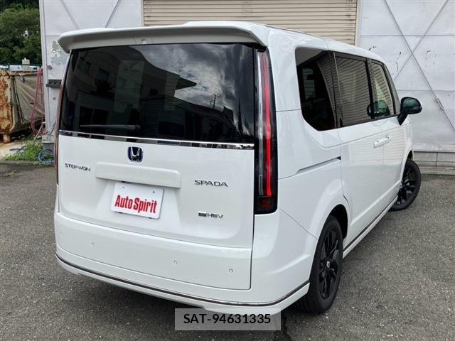 Honda STEP WGN 2026-08 8782152-4