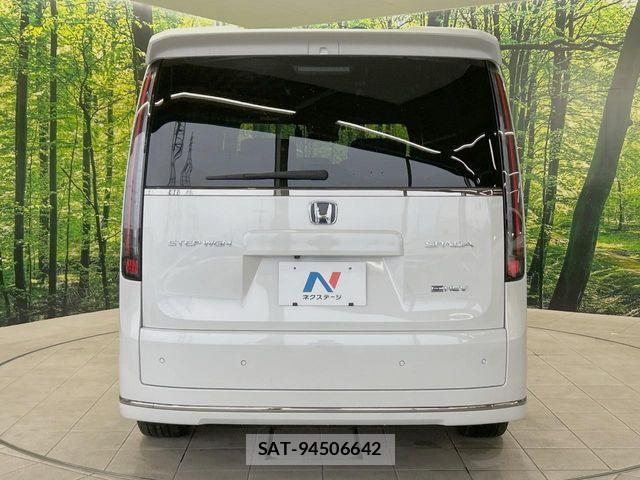 Honda STEP WGN 2024-03 8782162-15