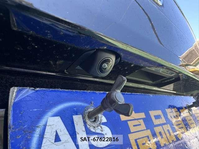 Honda STEP WGN 2026-04 8797582-9