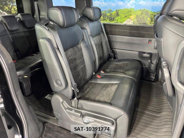 Honda STEP WGN 2024-03 8797578-9