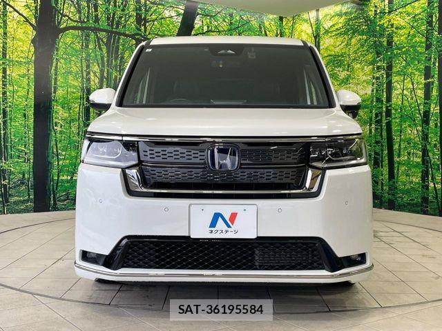 Honda STEP WGN 2023-09 8831779-15