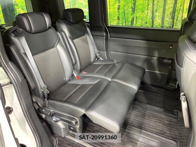Honda STEP WGN 2024-04 8831775-5