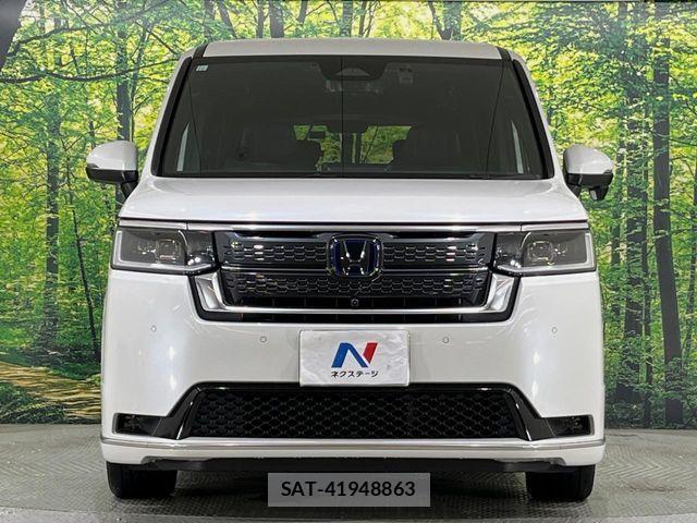 Honda STEP WGN 2023-11 8831766-15