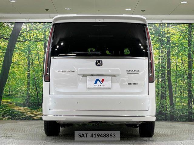 Honda STEP WGN 2023-11 8831766-16