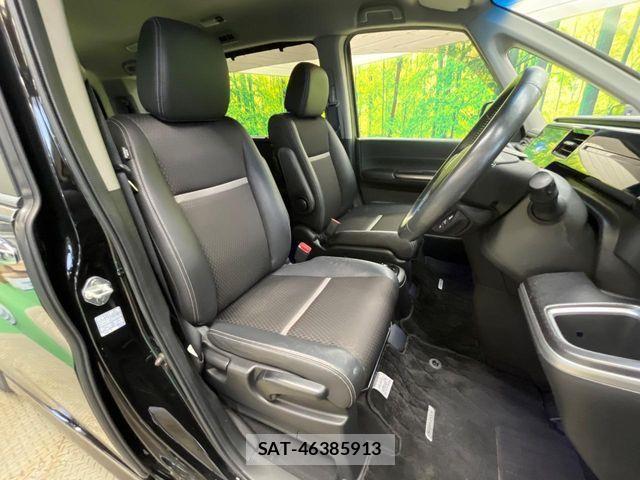 Honda STEP WGN 2018-05 8831780-7