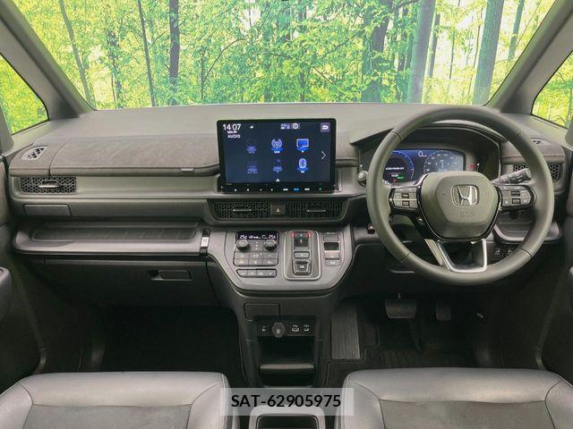Honda STEP WGN 2024-06 8850726-1