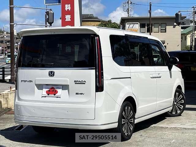 Honda STEP WGN 2024-02 8850729-2