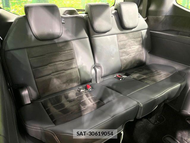 Honda STEP WGN 2023-12 8849809-9