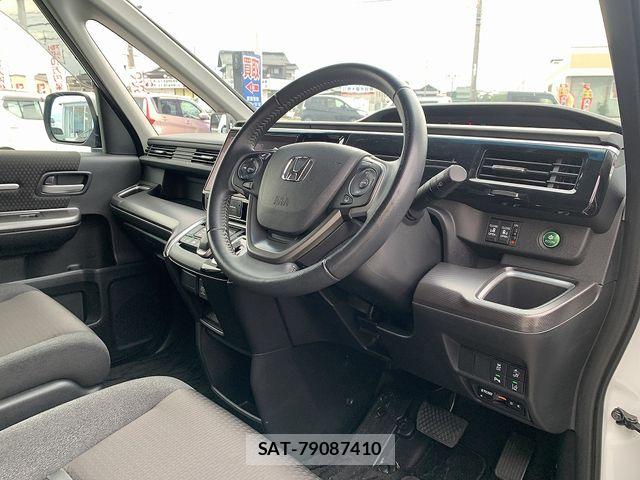 Honda STEP WGN 2022-01 8850735-16