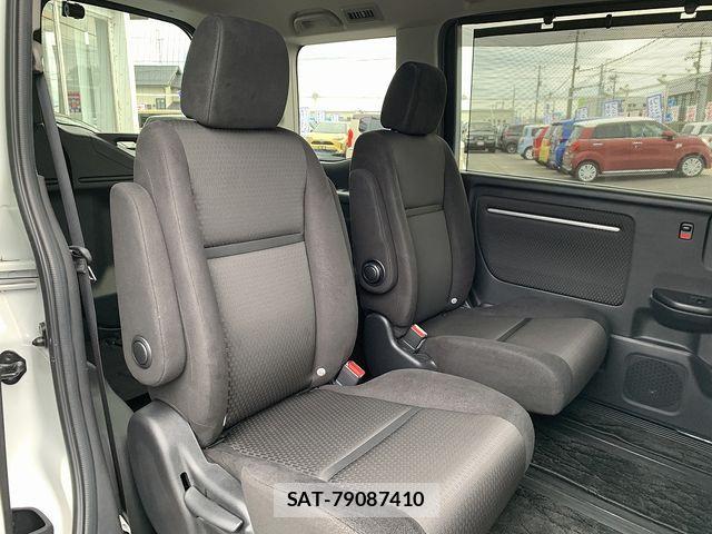 Honda STEP WGN 2022-01 8850735-18