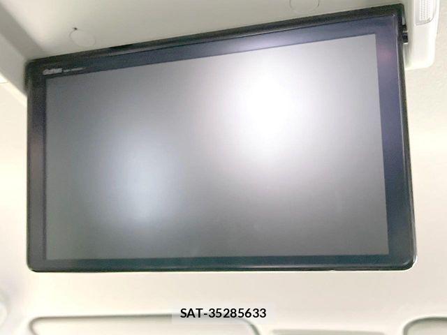 Honda STEP WGN 2018-02 8850732-2