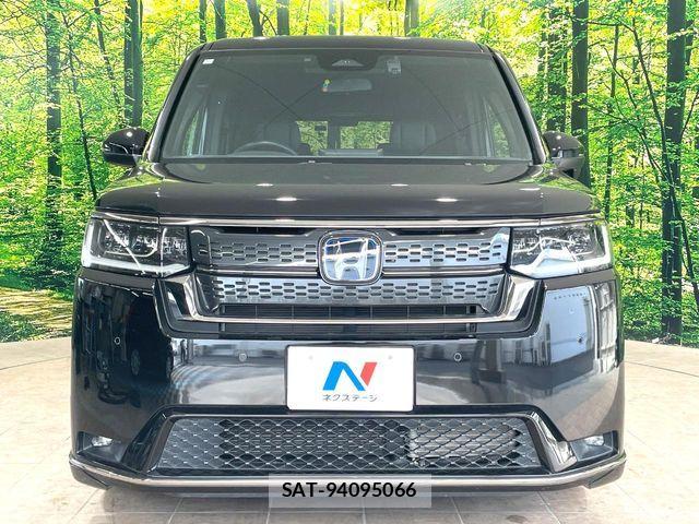 Honda STEP WGN 2023-07 8850733-14