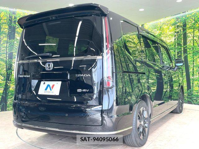 Honda STEP WGN 2023-07 8850733-16