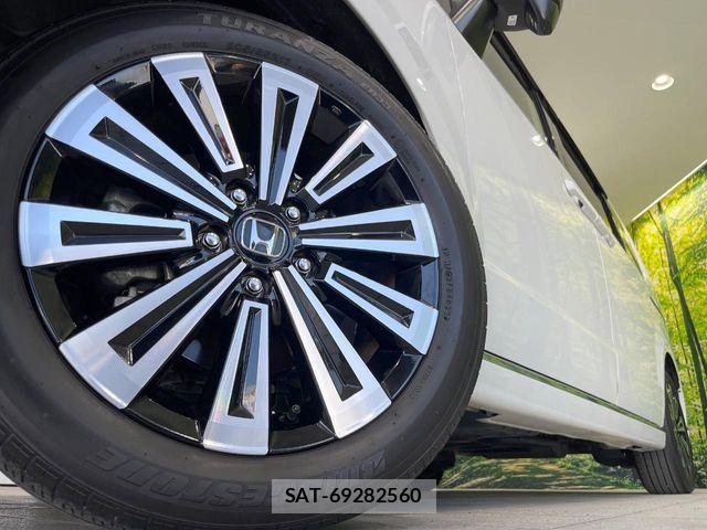 Honda STEP WGN 2023-12 8872123-13