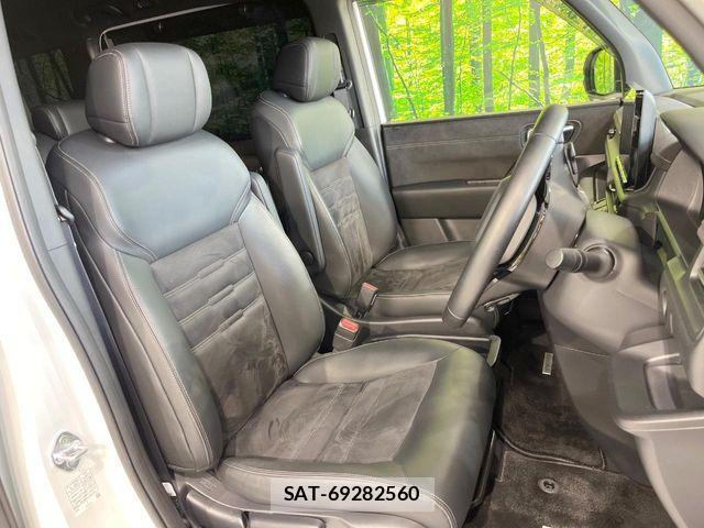 Honda STEP WGN 2023-12 8872123-8