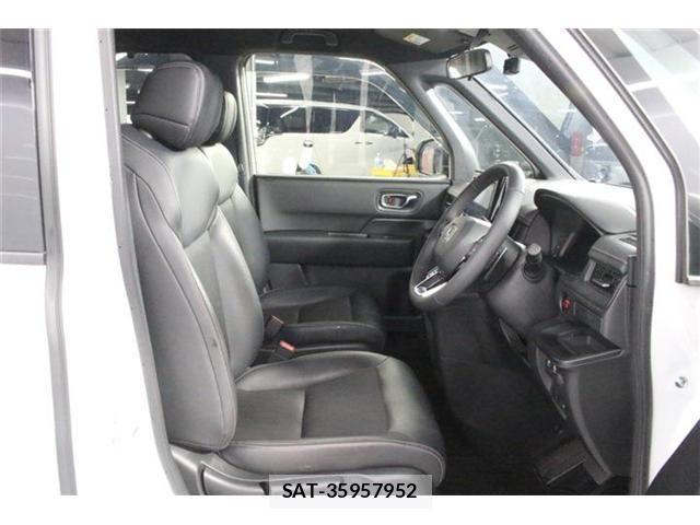 Honda STEP WGN 2024-06 8872126-28