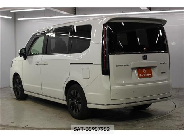 Honda STEP WGN 2024-06 8872126-6
