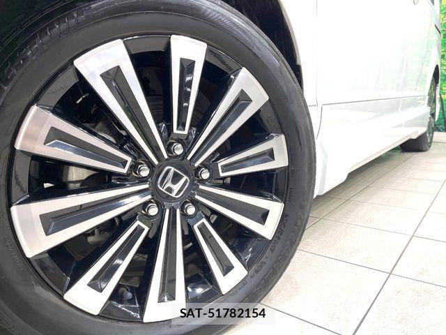 Honda STEP WGN 2022-11 8872129-13