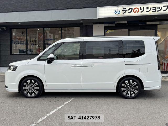 Honda STEP WGN 2023-10 8882314-1