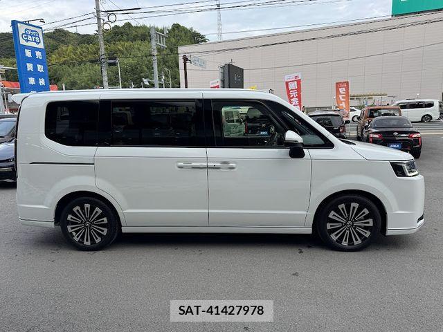 Honda STEP WGN 2023-10 8882314-4