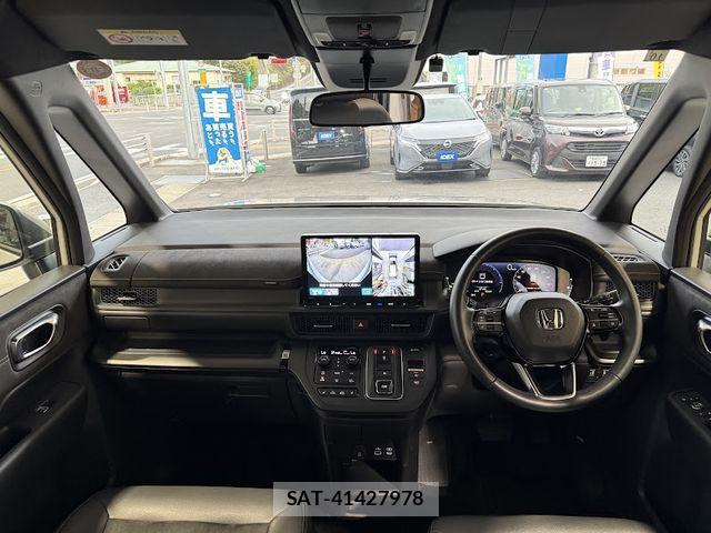 Honda STEP WGN 2023-10 8882314-7