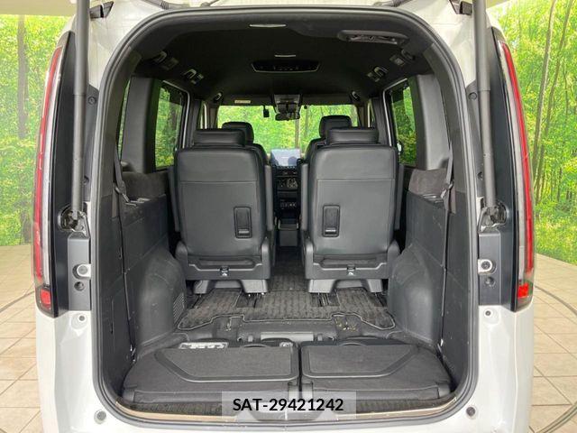 Honda STEP WGN 2025-02 8882313-11