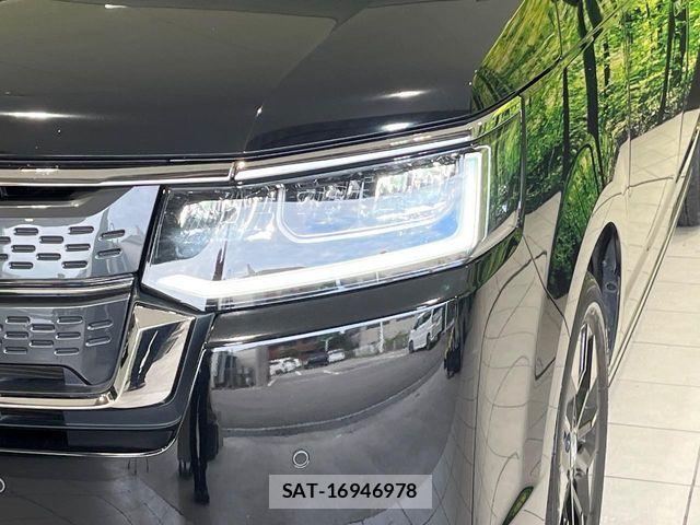 Honda STEP WGN 2024-01 8882318-12