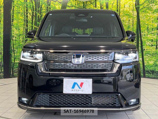 Honda STEP WGN 2024-01 8882318-14