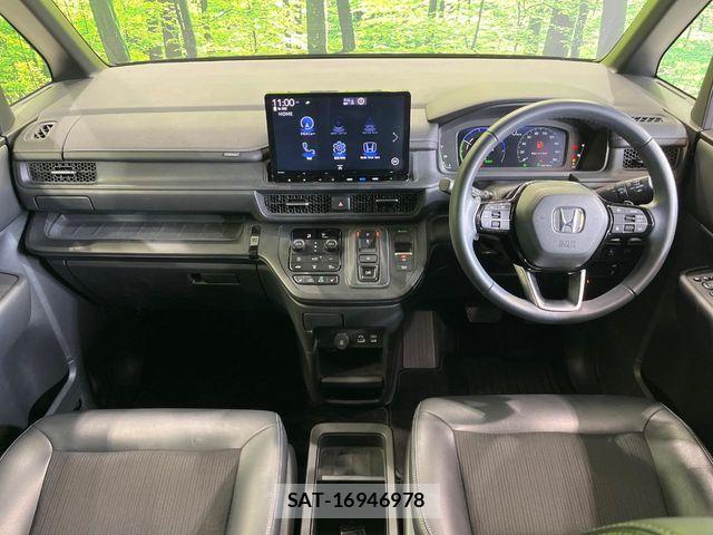 Honda STEP WGN 2024-01 8882318-1