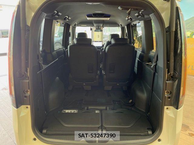 Honda STEP WGN 2024-03 8882317-12
