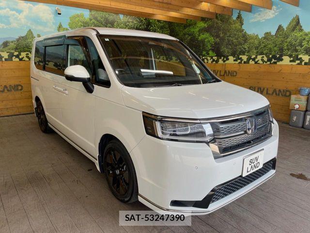 Honda STEP WGN 2024-03 8882317-18