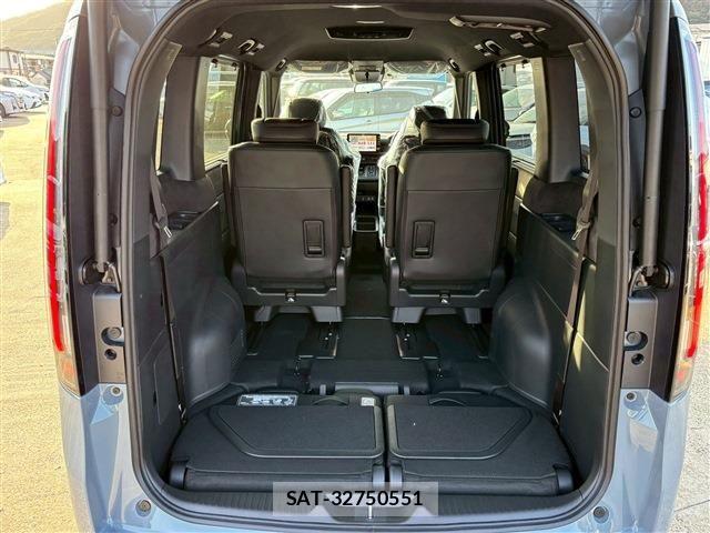Honda STEP WGN 2026-05 8882312-7