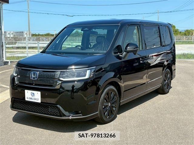 Honda STEP WGN 2026-05 8882310-2