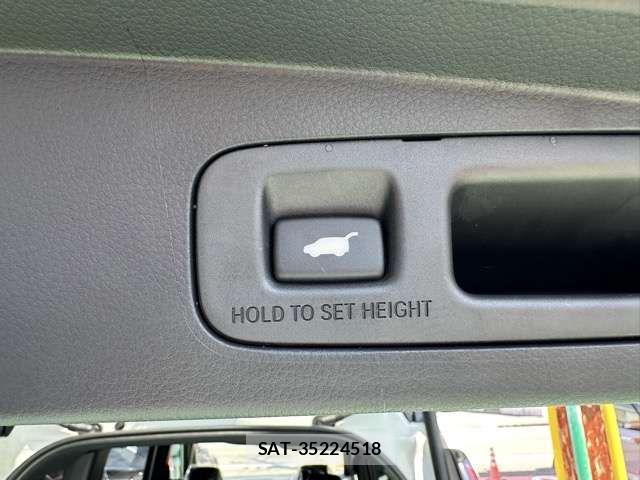 Honda STEP WGN 2026-08 8882320-18