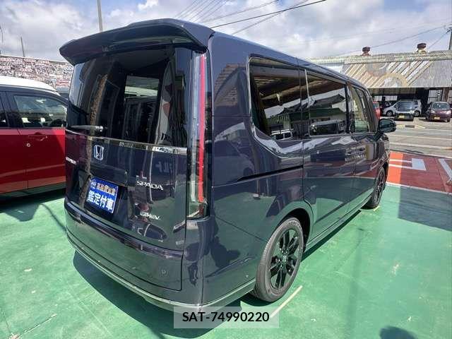 Honda STEP WGN 2026-08 8882321-17