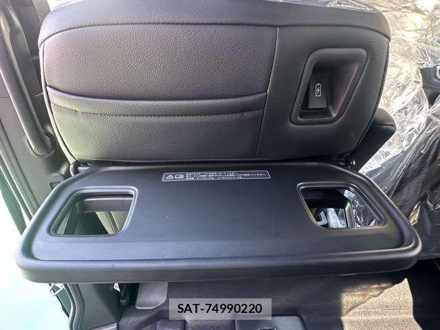 Honda STEP WGN 2026-08 8882321-8
