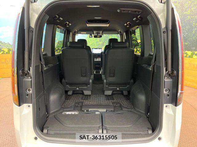 Honda STEP WGN 2022-06 8882316-9